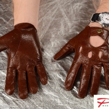 Classic Brown Driving Leather Gloves!